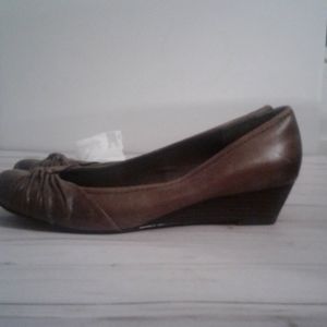 Meila platforms for  woman